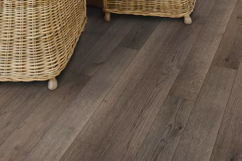 Mohawk Ultrawood Gingham Oaks Engineered Hardwood