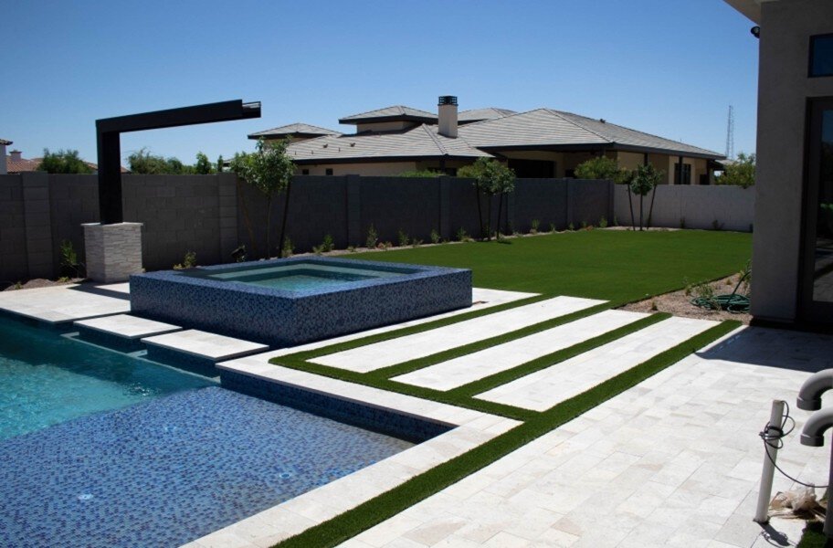 Budget Short Turf Rolls