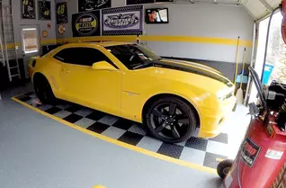 Diamond Grid-Loc Garage Floor Tiles™