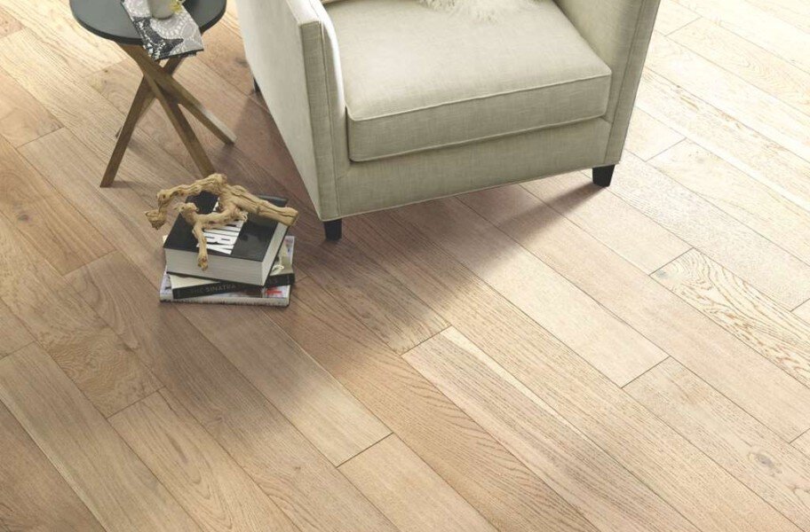 Shaw Cornerstone Oak Engineered Wood