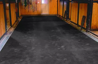 3/4" Diamond Top Horse Stall Mats - Kit (10x10, 10x12, 12x12)
