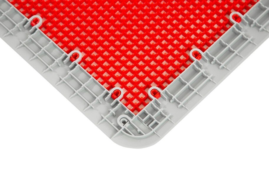 Outdoor Sport Female Corner Edges